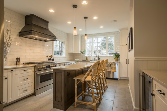 Farmhouse-style kitchen renovation